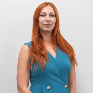 Моника Топалова