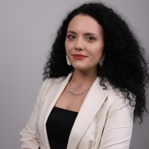 Теодора Мънева